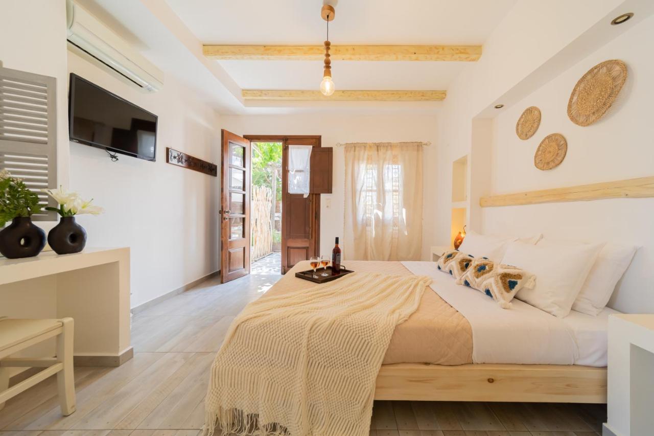 Anemomilos Beach Hotel Agia Anna  エクステリア 写真