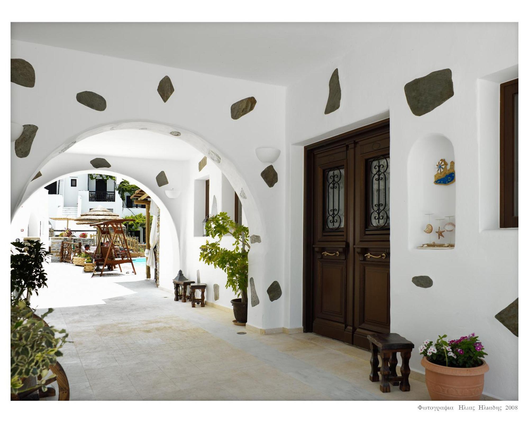 Anemomilos Beach Hotel Agia Anna  エクステリア 写真